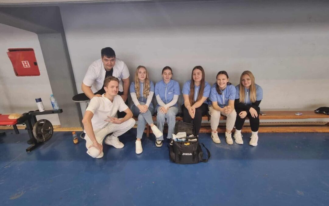 Medicinari u školskom sportu – rukomet