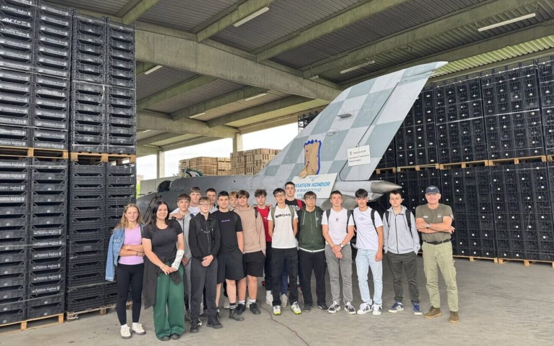 Iz učionice u pilotsku kabinu MiG-a 21